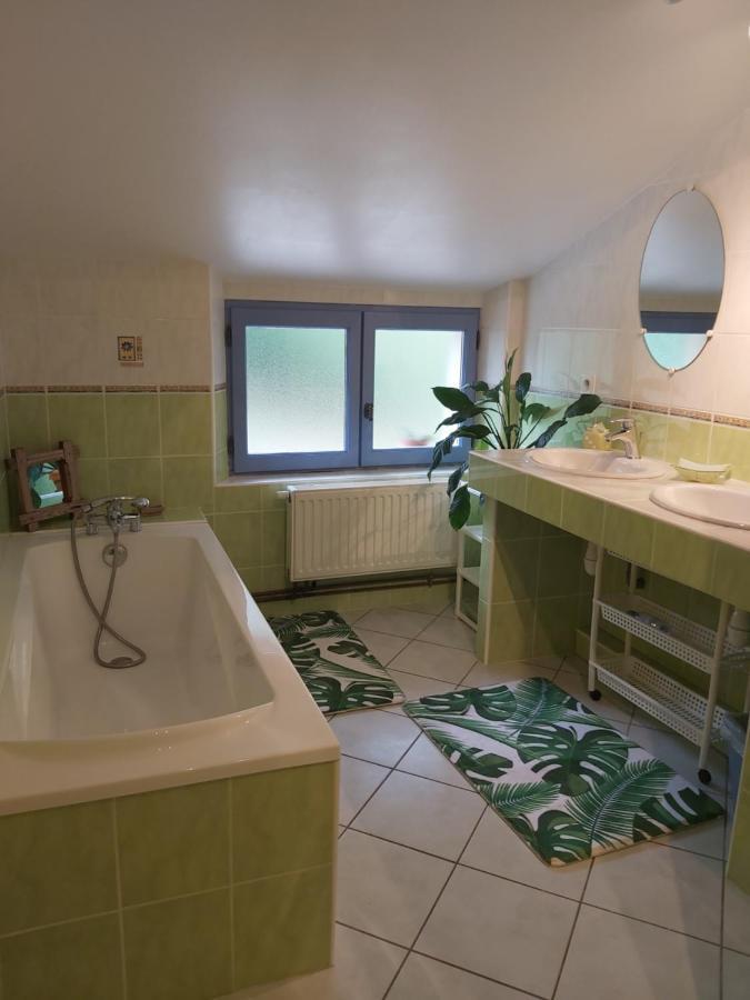 Homestay O Miroir... Sans Detour Dis-moi De Ce Sejour *